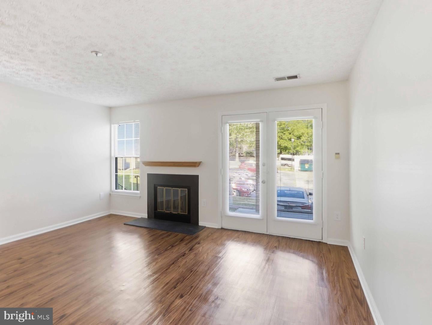 6460 GREEN FIELD RD 204