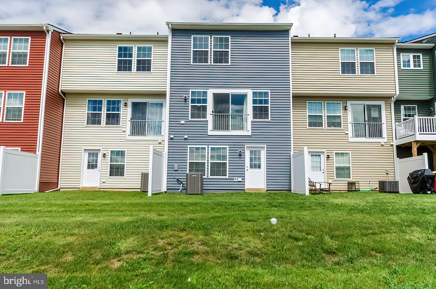 BRIAR RUN - Residential