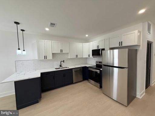 HARLEM PARK - Residential Lease