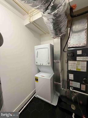HARLEM PARK - Residential Lease
