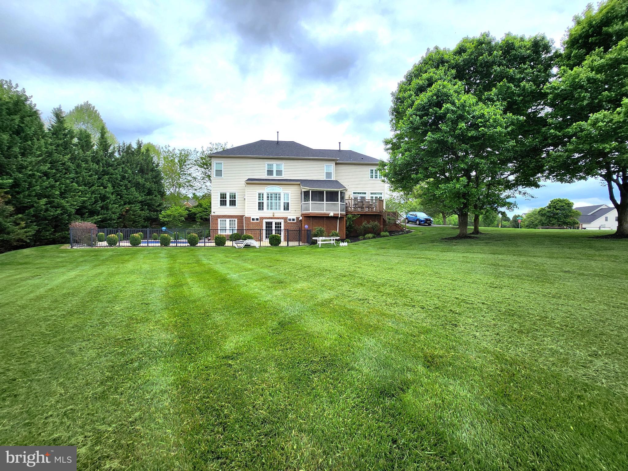 BRANTWOOD - Residential