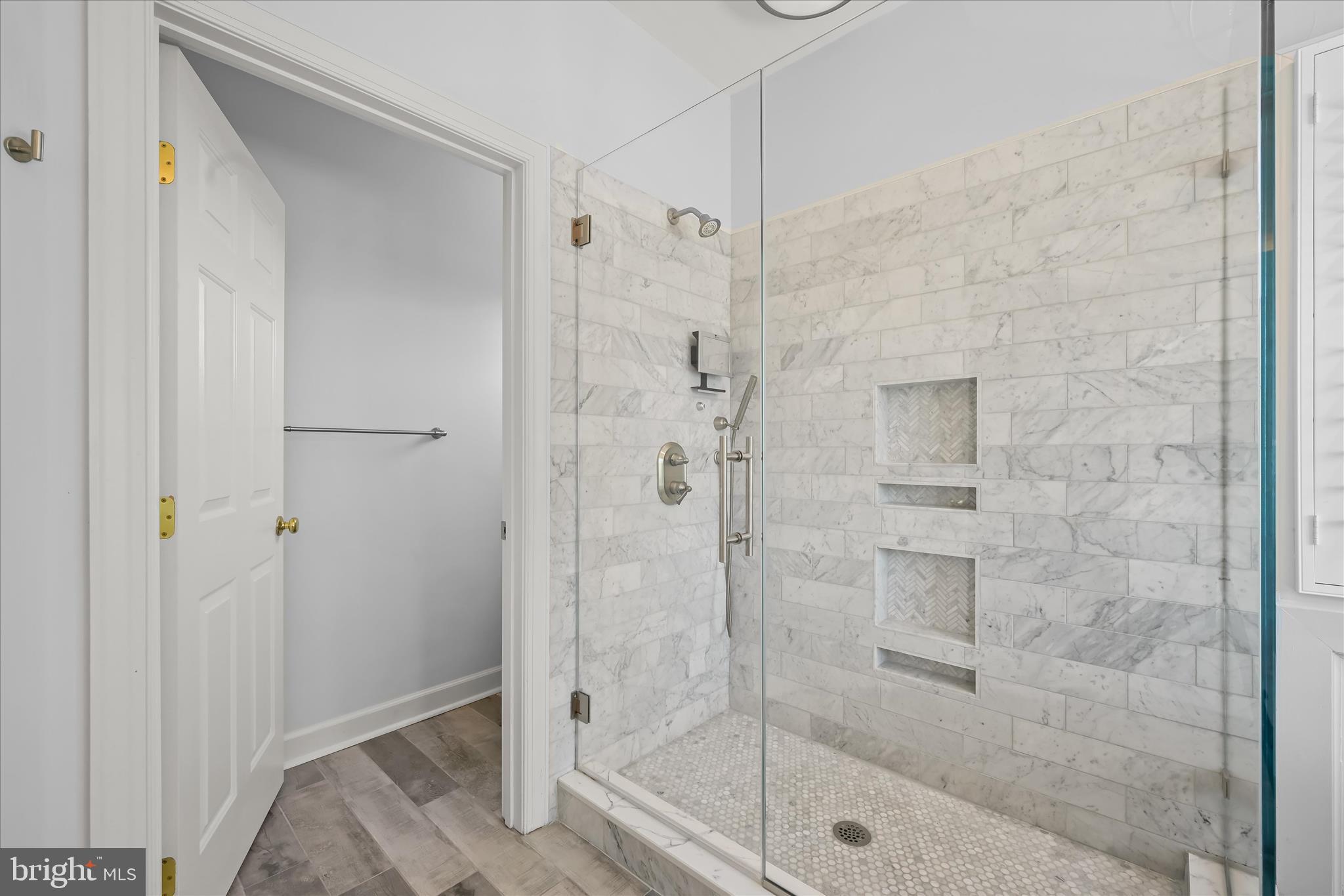 BRANTWOOD - Residential