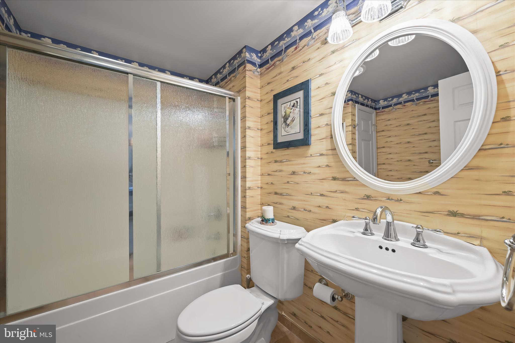 BRANTWOOD - Residential
