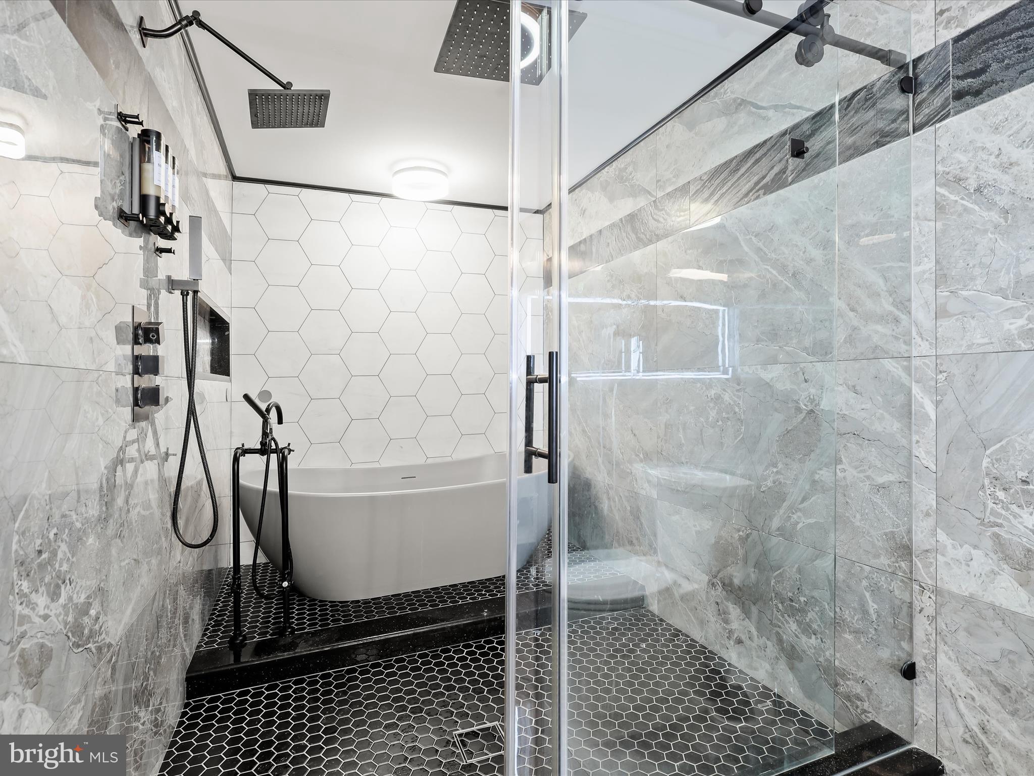 BOWLEYS QUARTERS - Residential