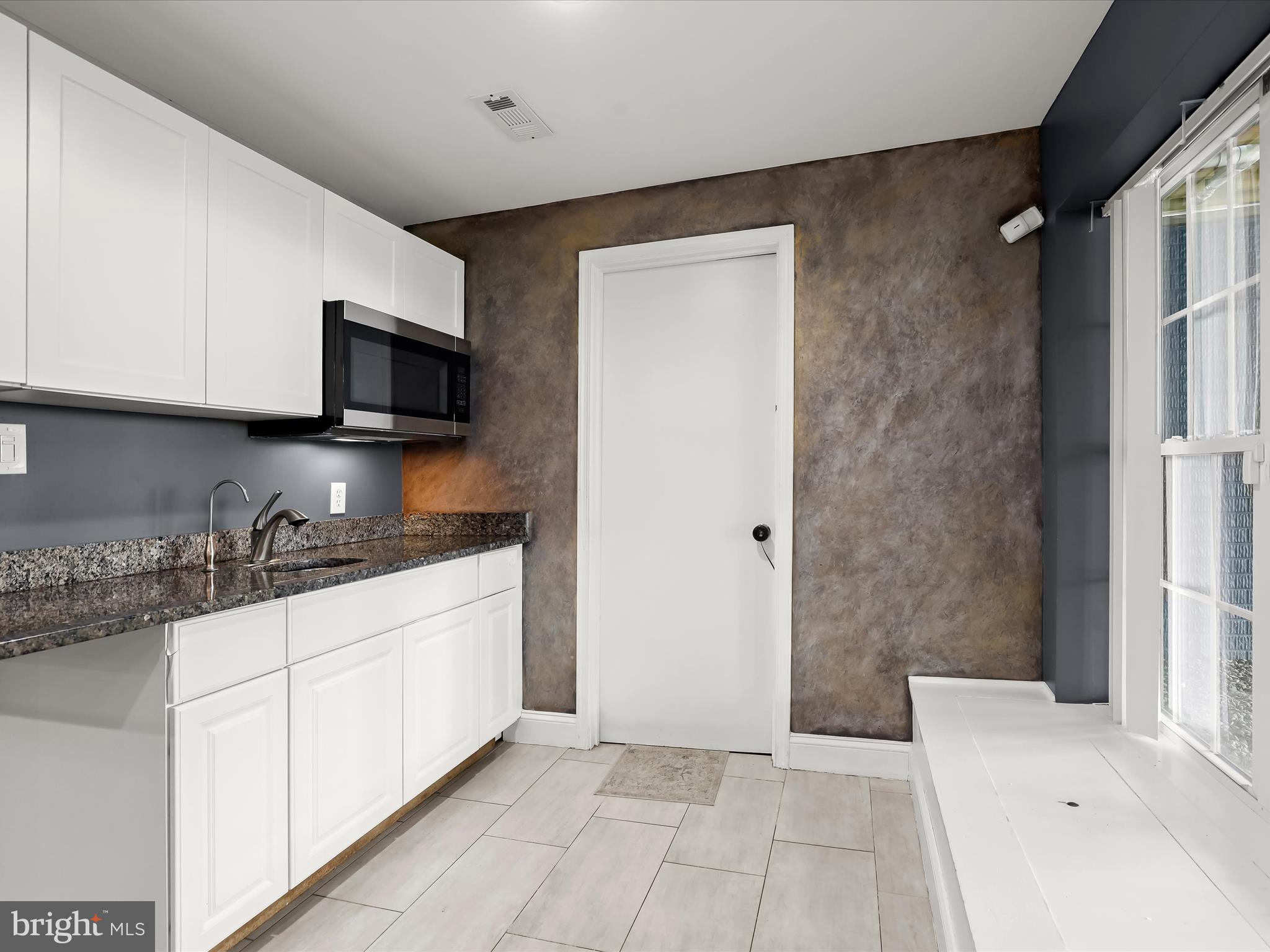 BOWLEYS QUARTERS - Residential