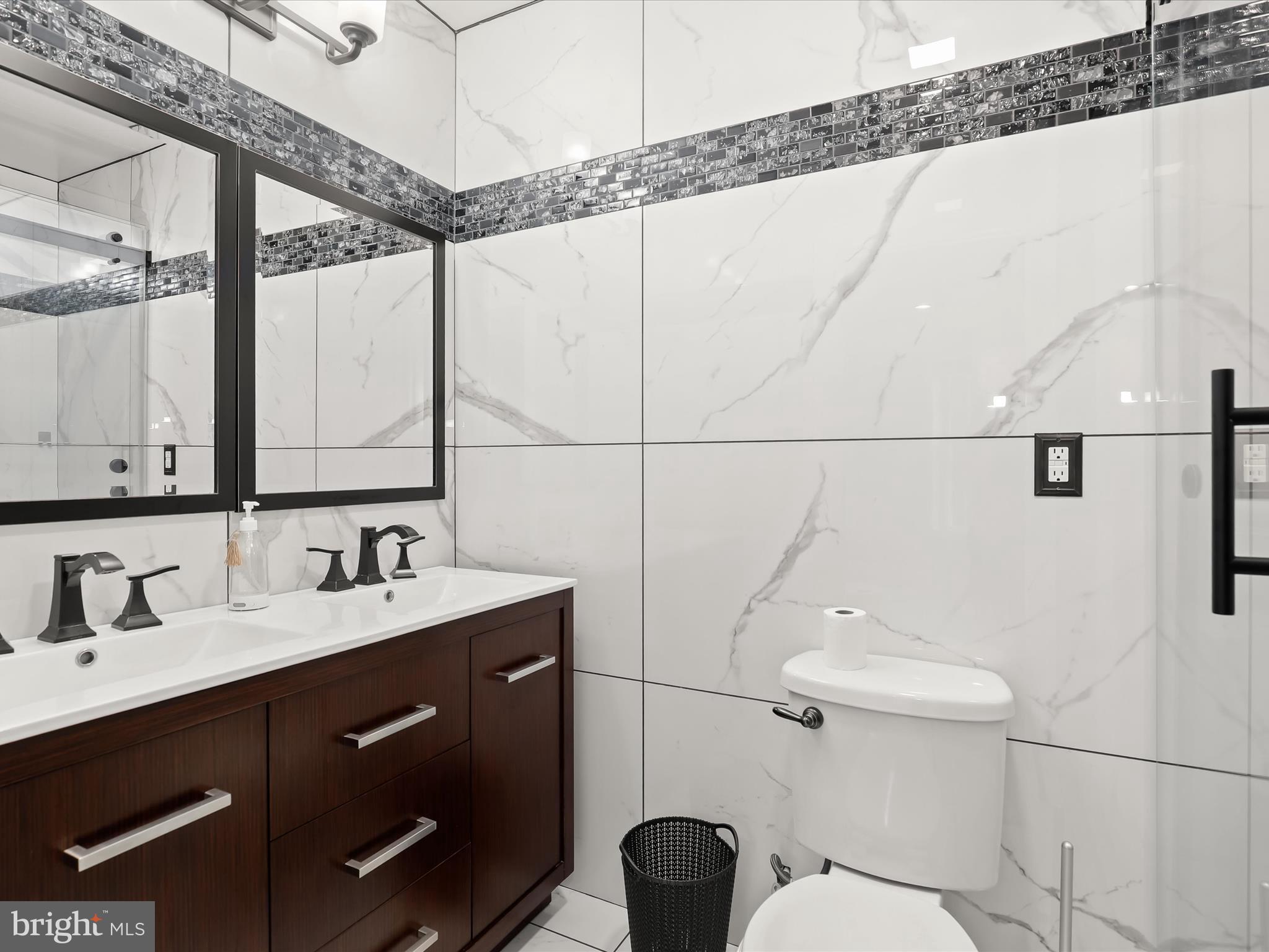 BOWLEYS QUARTERS - Residential