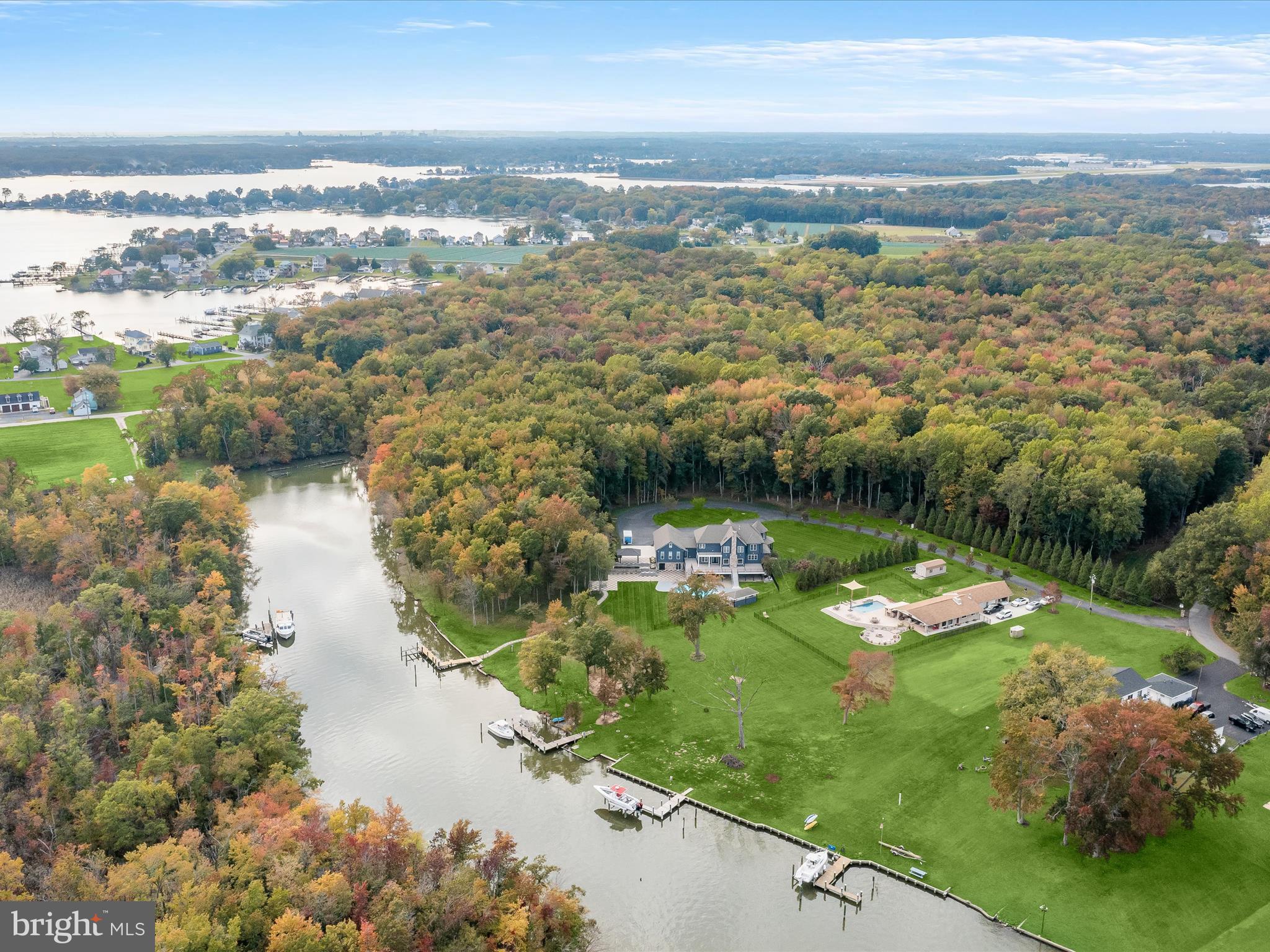 BOWLEYS QUARTERS - Residential