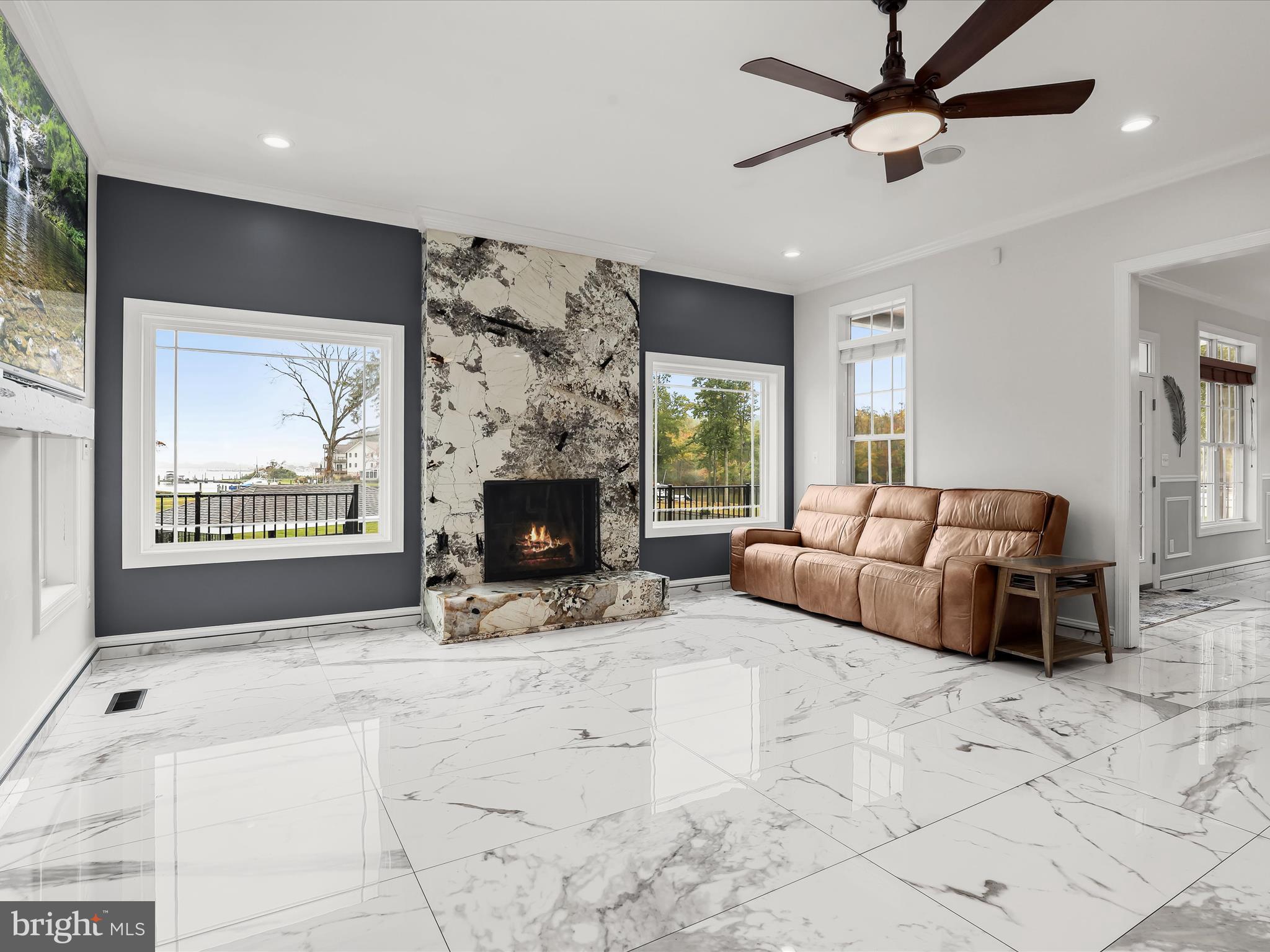 BOWLEYS QUARTERS - Residential