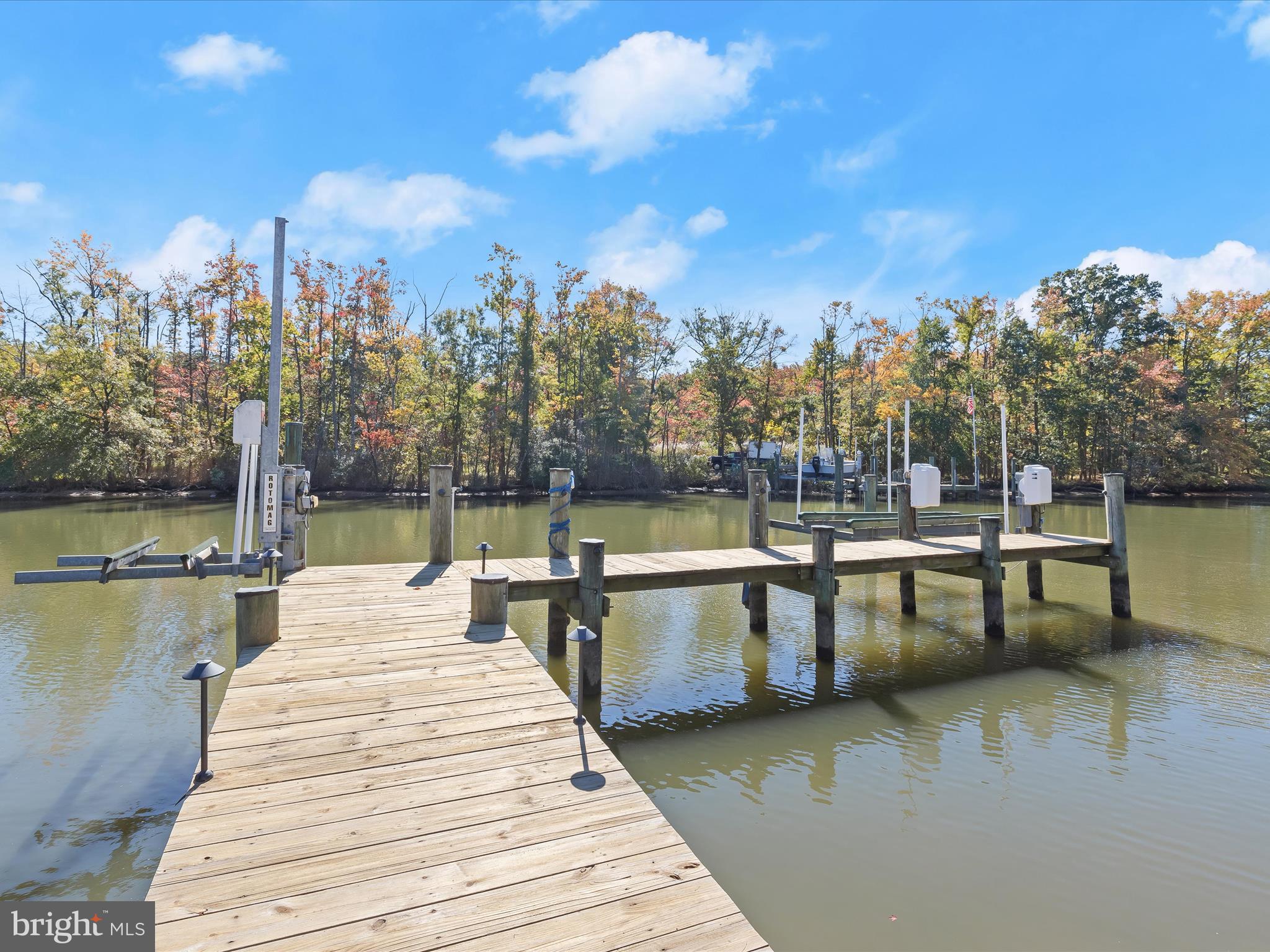 BOWLEYS QUARTERS - Residential