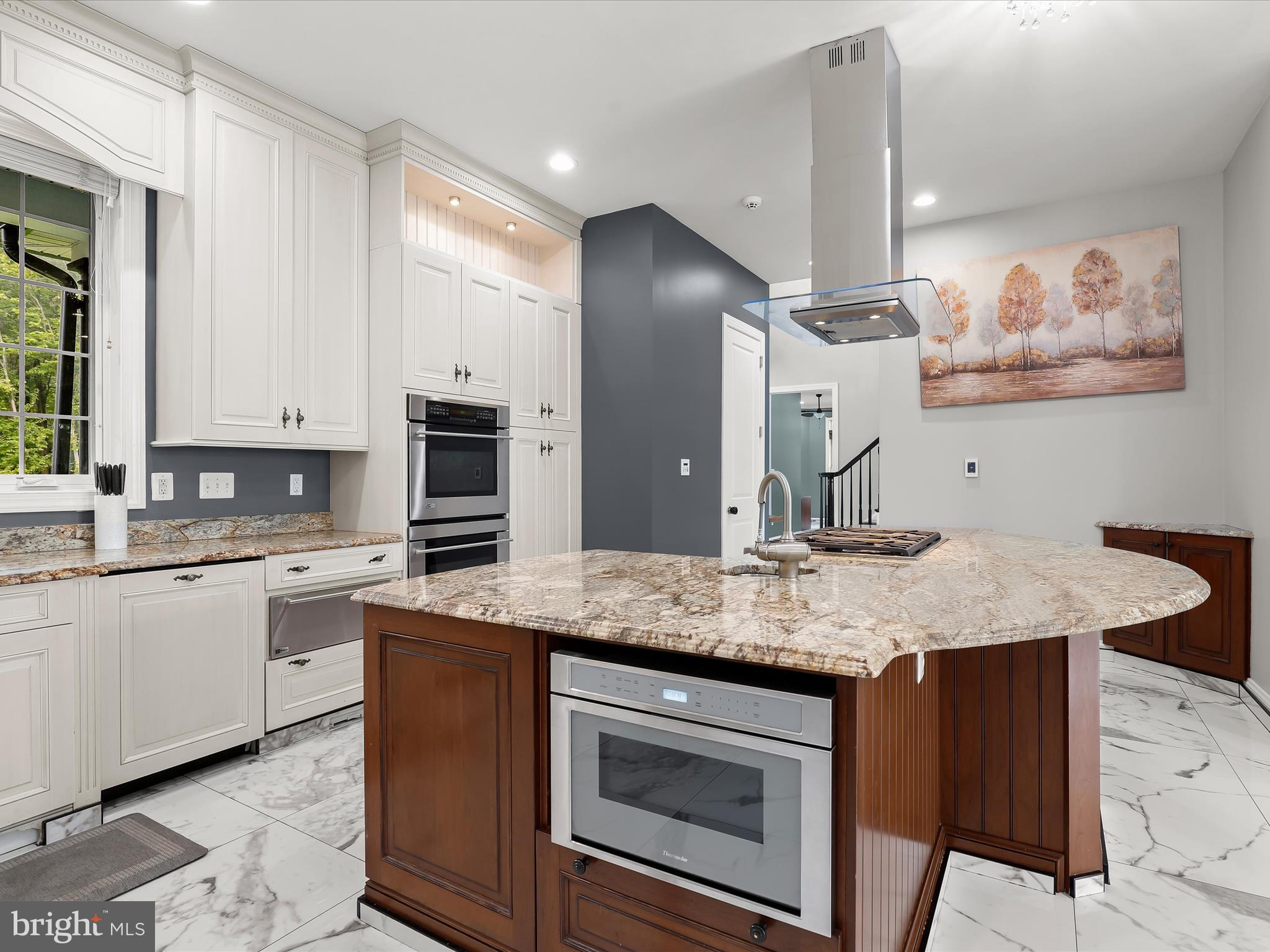 BOWLEYS QUARTERS - Residential