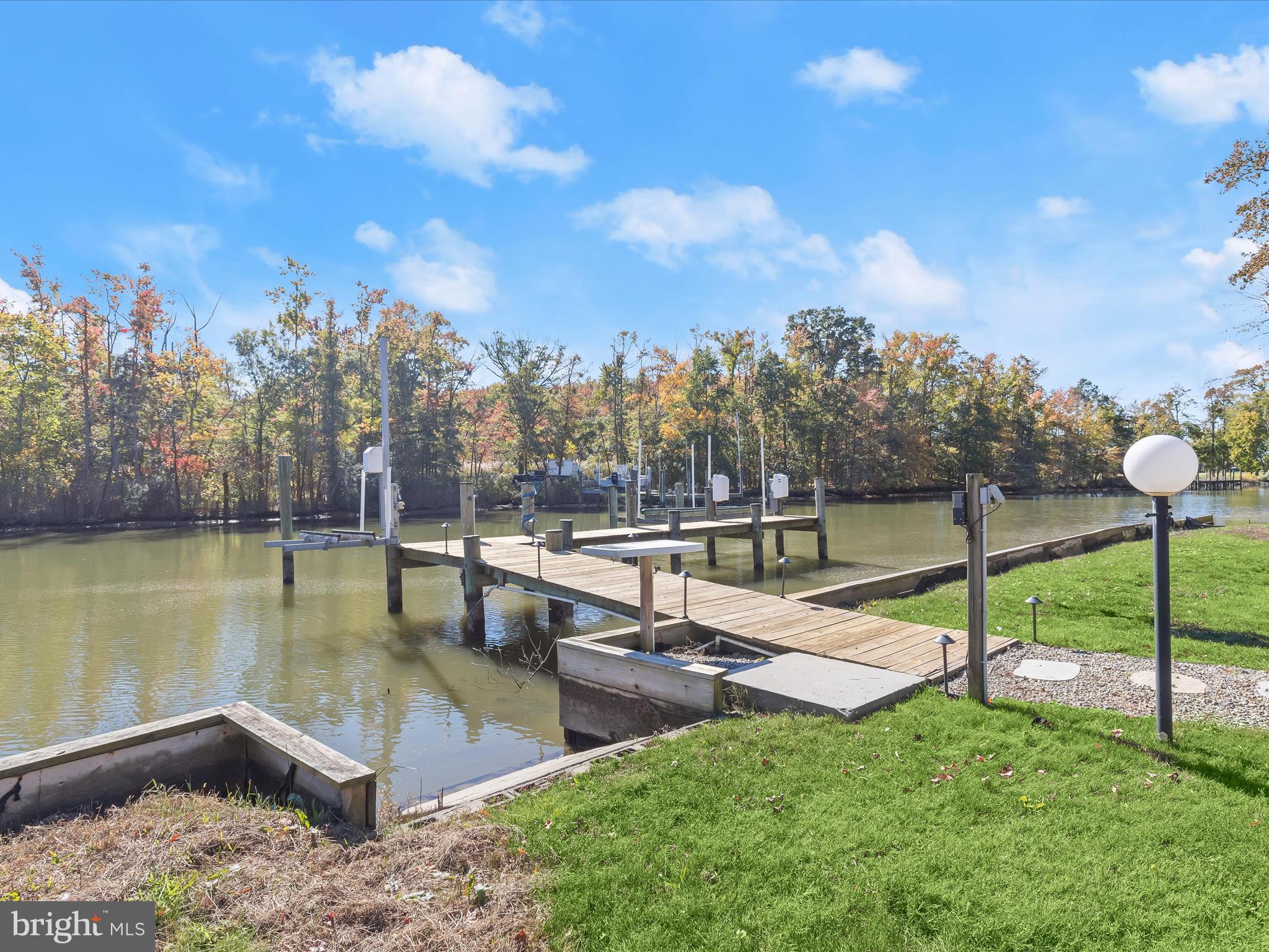 BOWLEYS QUARTERS - Residential