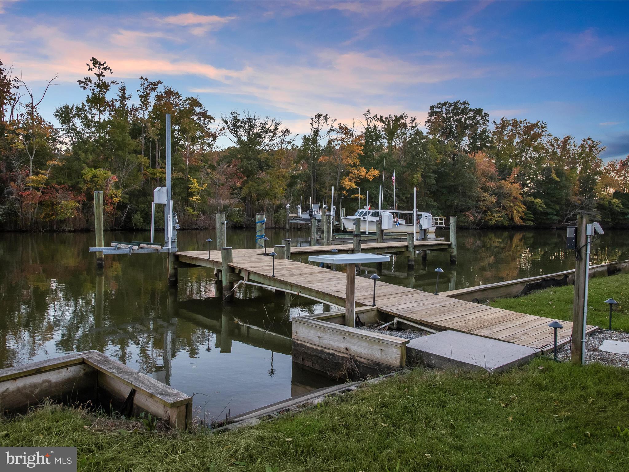 BOWLEYS QUARTERS - Residential