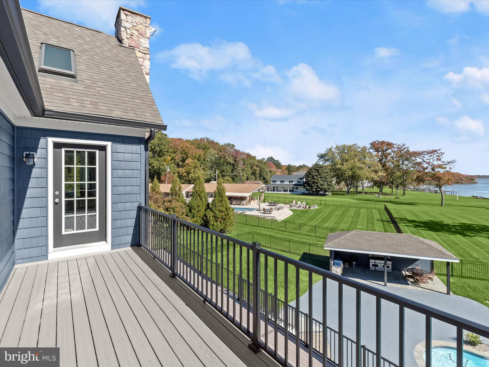 BOWLEYS QUARTERS - Residential