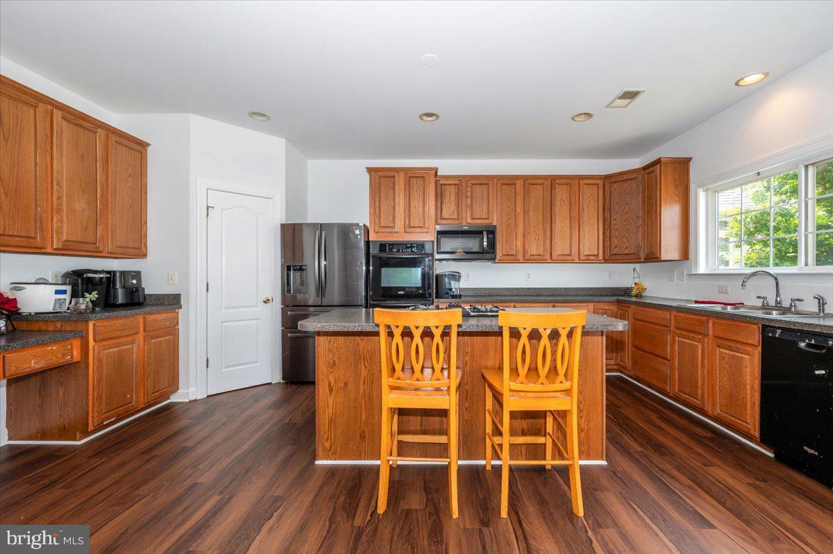 SUN MEADOW - Residential