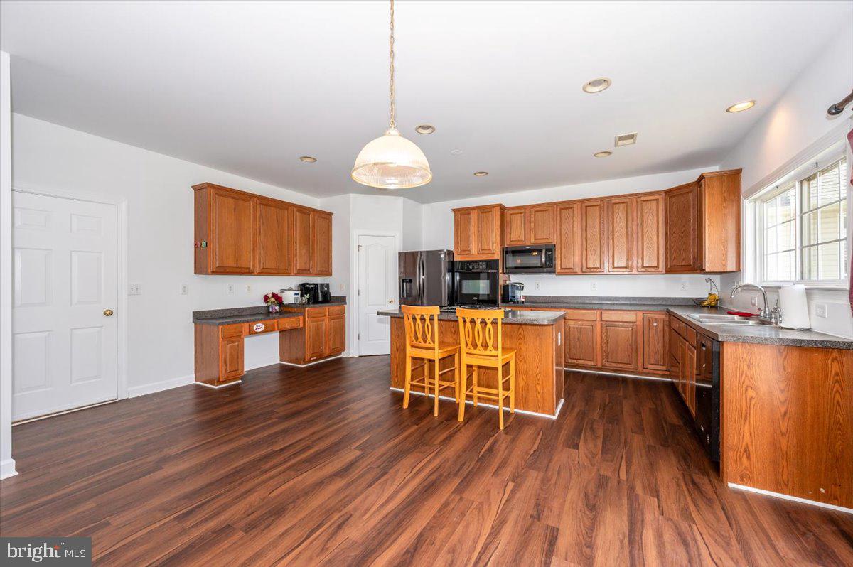 SUN MEADOW - Residential