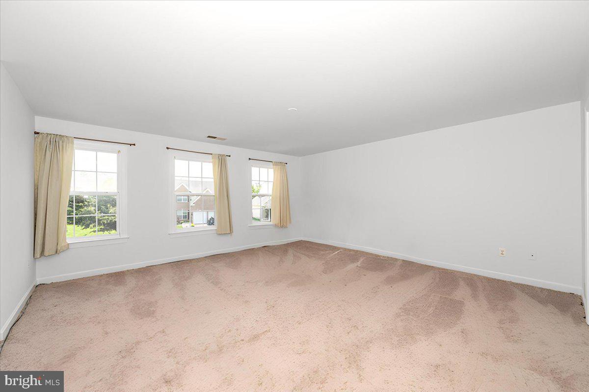 SUN MEADOW - Residential