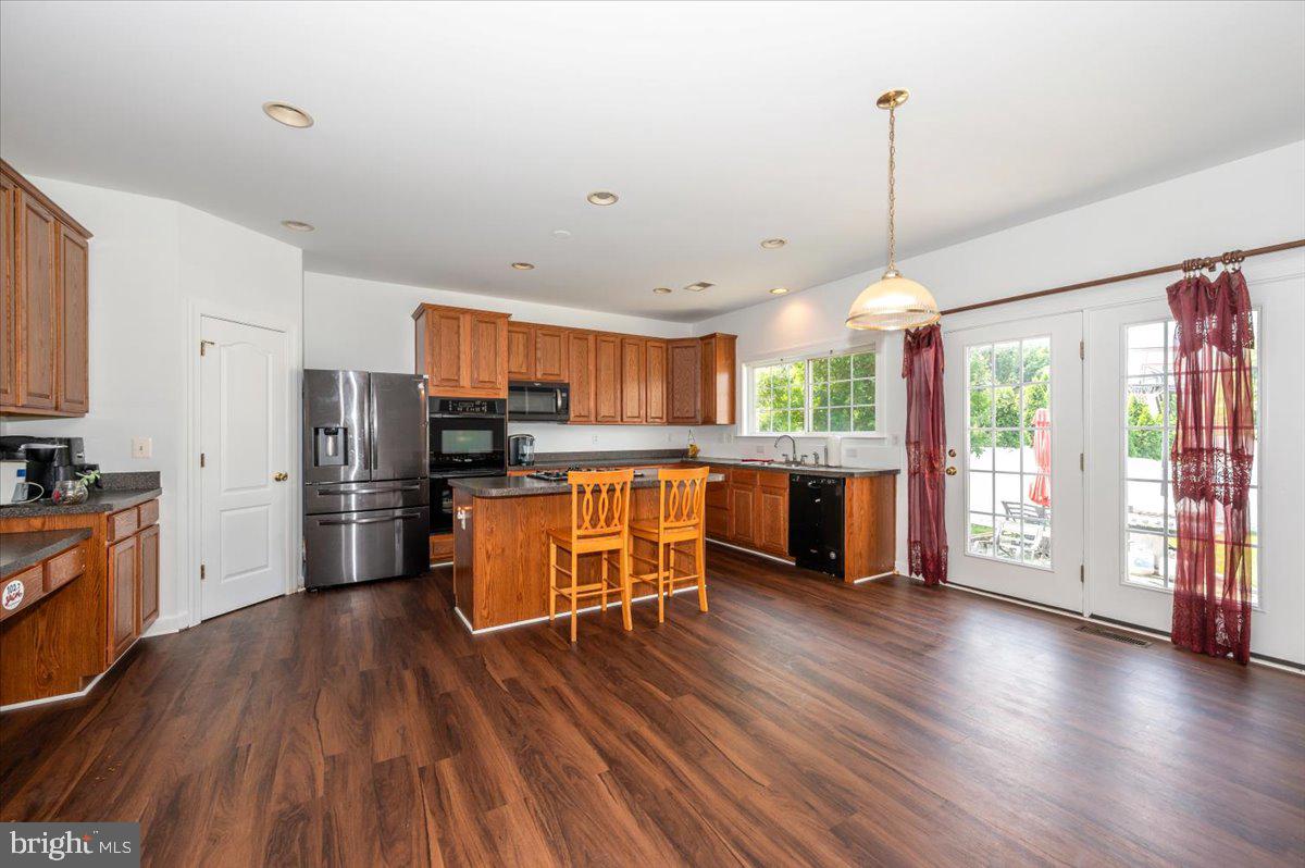 SUN MEADOW - Residential