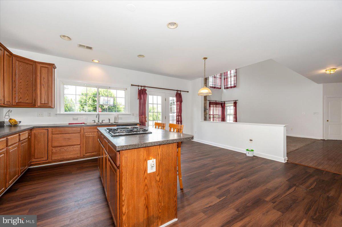 SUN MEADOW - Residential