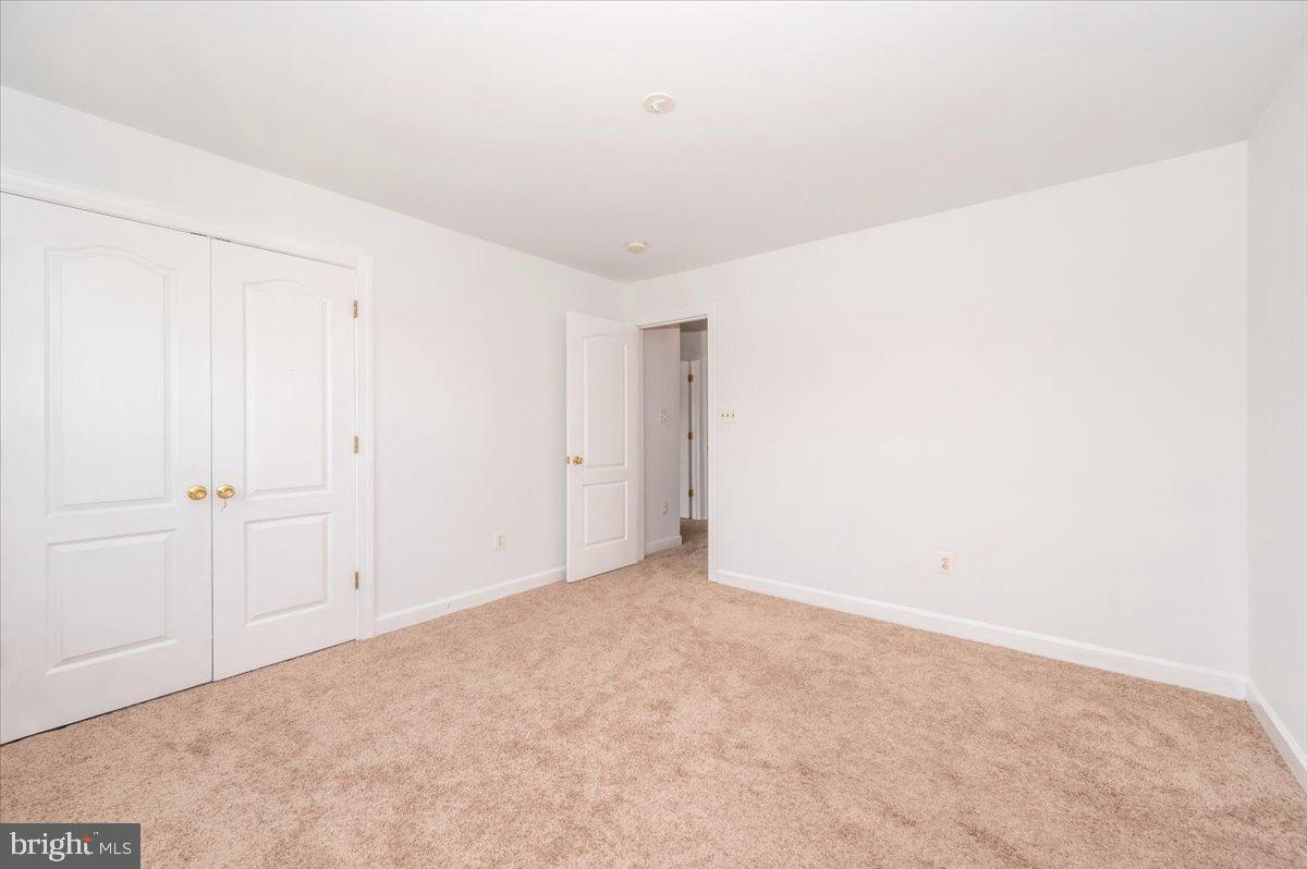 SUN MEADOW - Residential