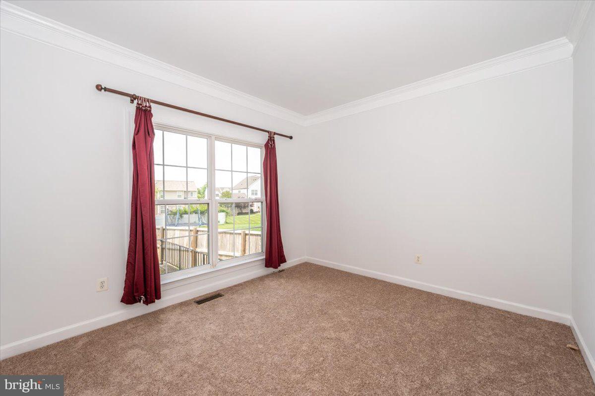 SUN MEADOW - Residential