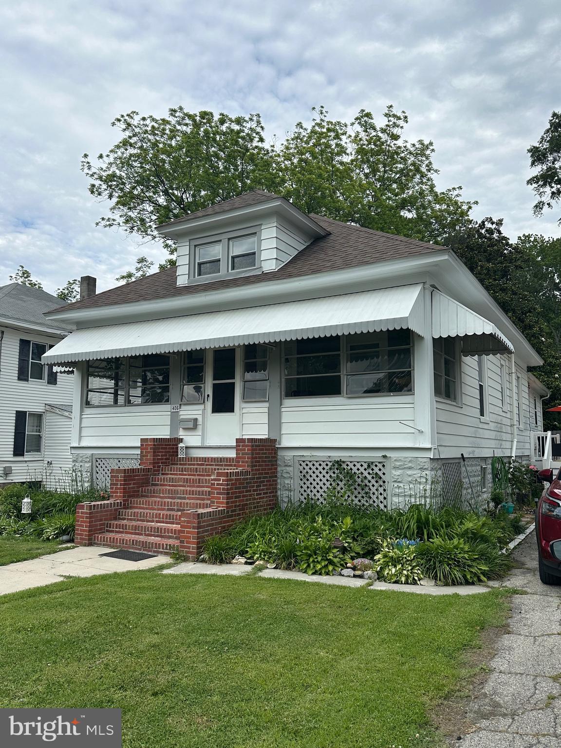 406 MYRTLE STREET