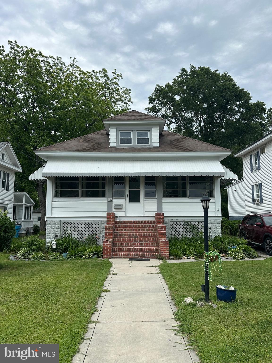 406 MYRTLE STREET
