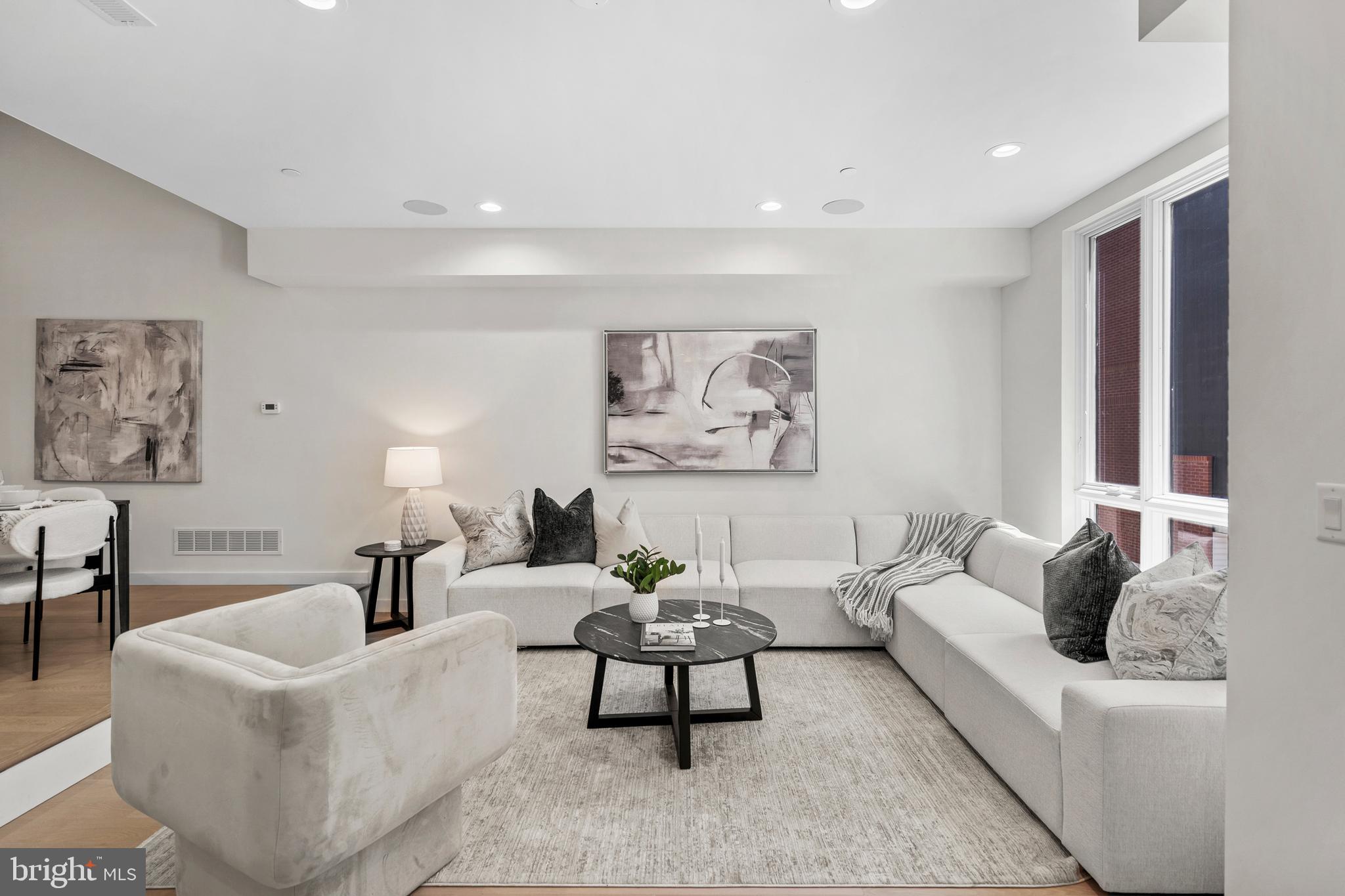 614 BRENNA WALK 27