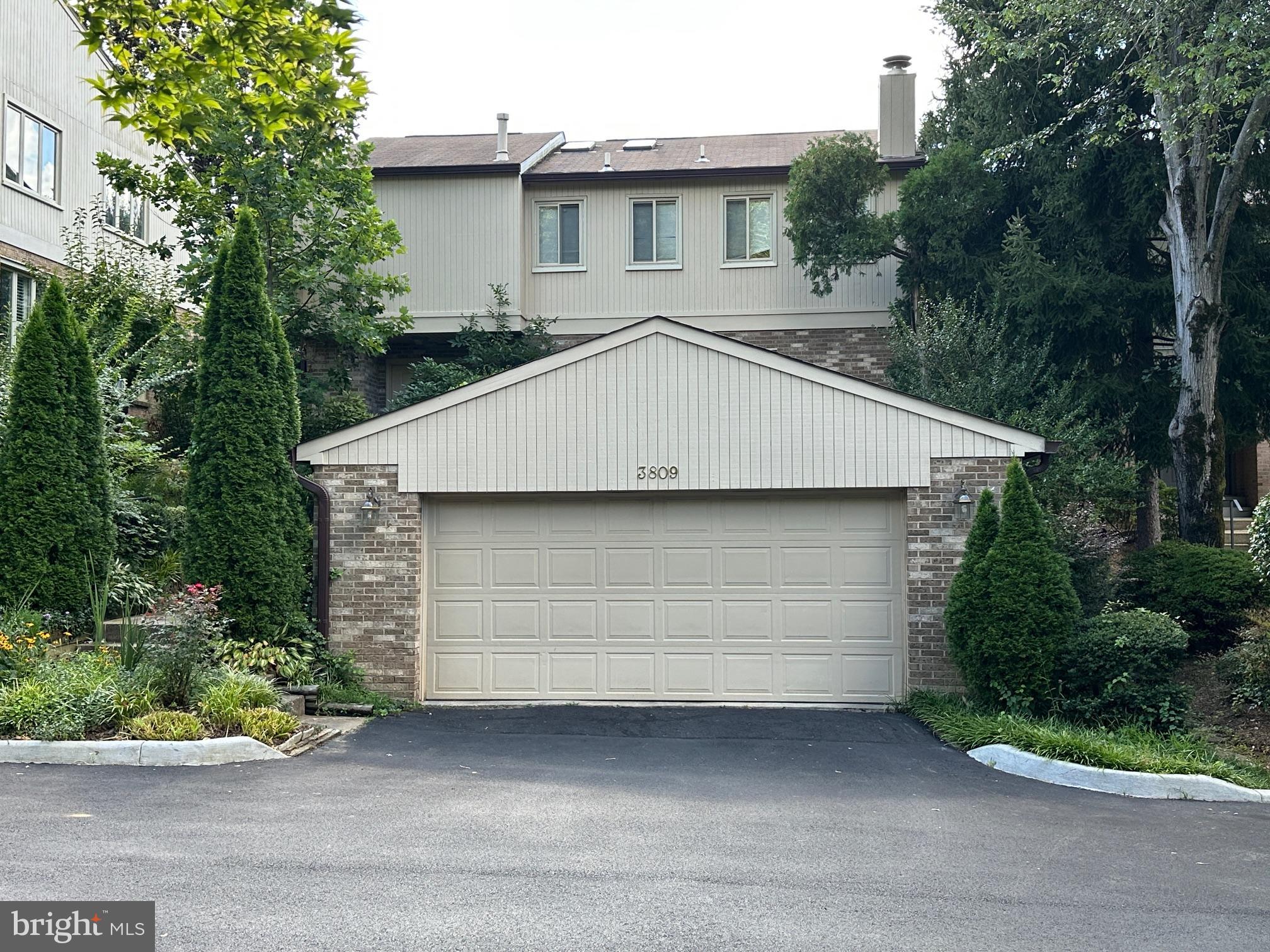 Updated 3,000 sq ft Contemporary home in Sought after Great Oaks Community (featured in a Washington Post article, 2013). With 4 bedrooms upstairs, 2 car detached garage, front and rear patio. Excellent location just a short distance to shops, restaurants & schools, adjacent to Fairfax High School*Across from Army Navy Club, close to Van Dyke Park & Sherwood Community Center*Convenient commuter location, close to public transportation including Vienna Metro & major commuting routes yet a tucked away in quiet, lushly landscaped neighborhood perfect to call home. **The ultimate suburban living**