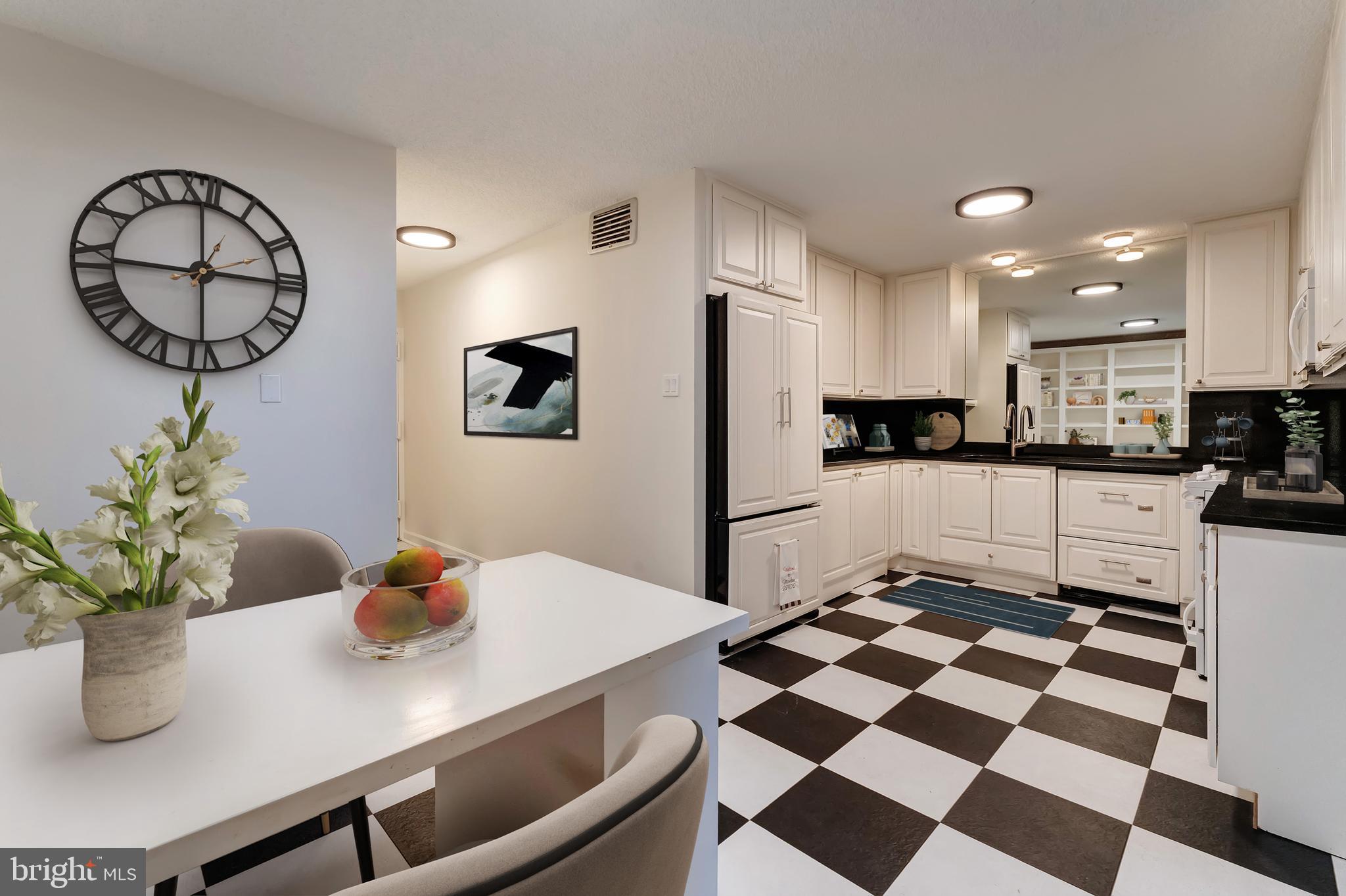 REGENCY AT MCLEAN - Residential