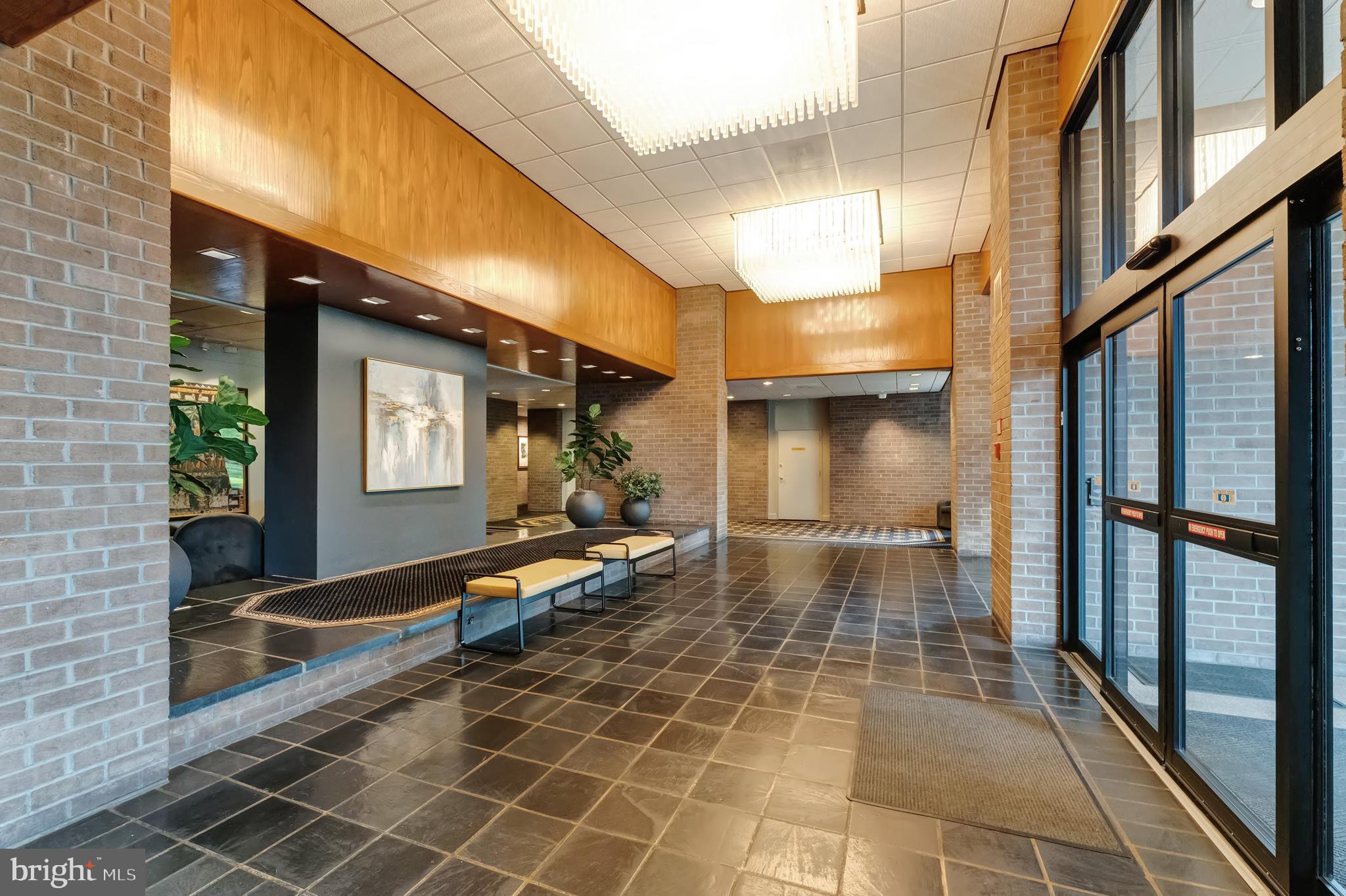 REGENCY AT MCLEAN - Residential