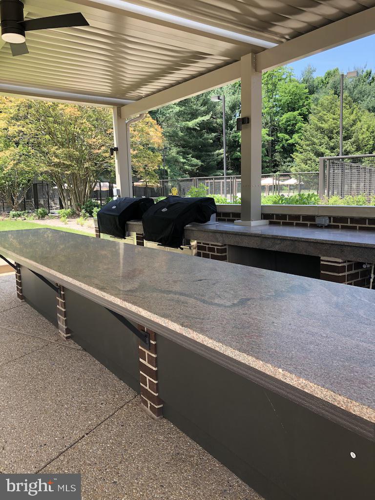 REGENCY AT MCLEAN - Residential