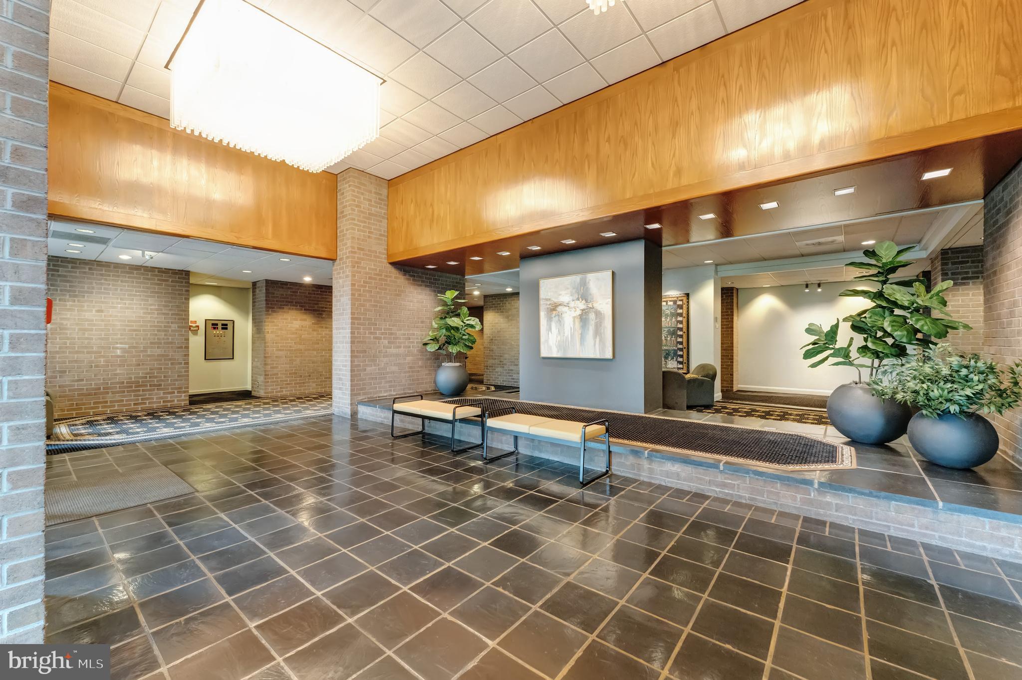 REGENCY AT MCLEAN - Residential