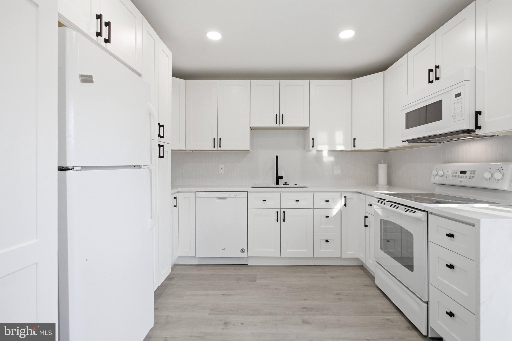 WOODWALK - Residential