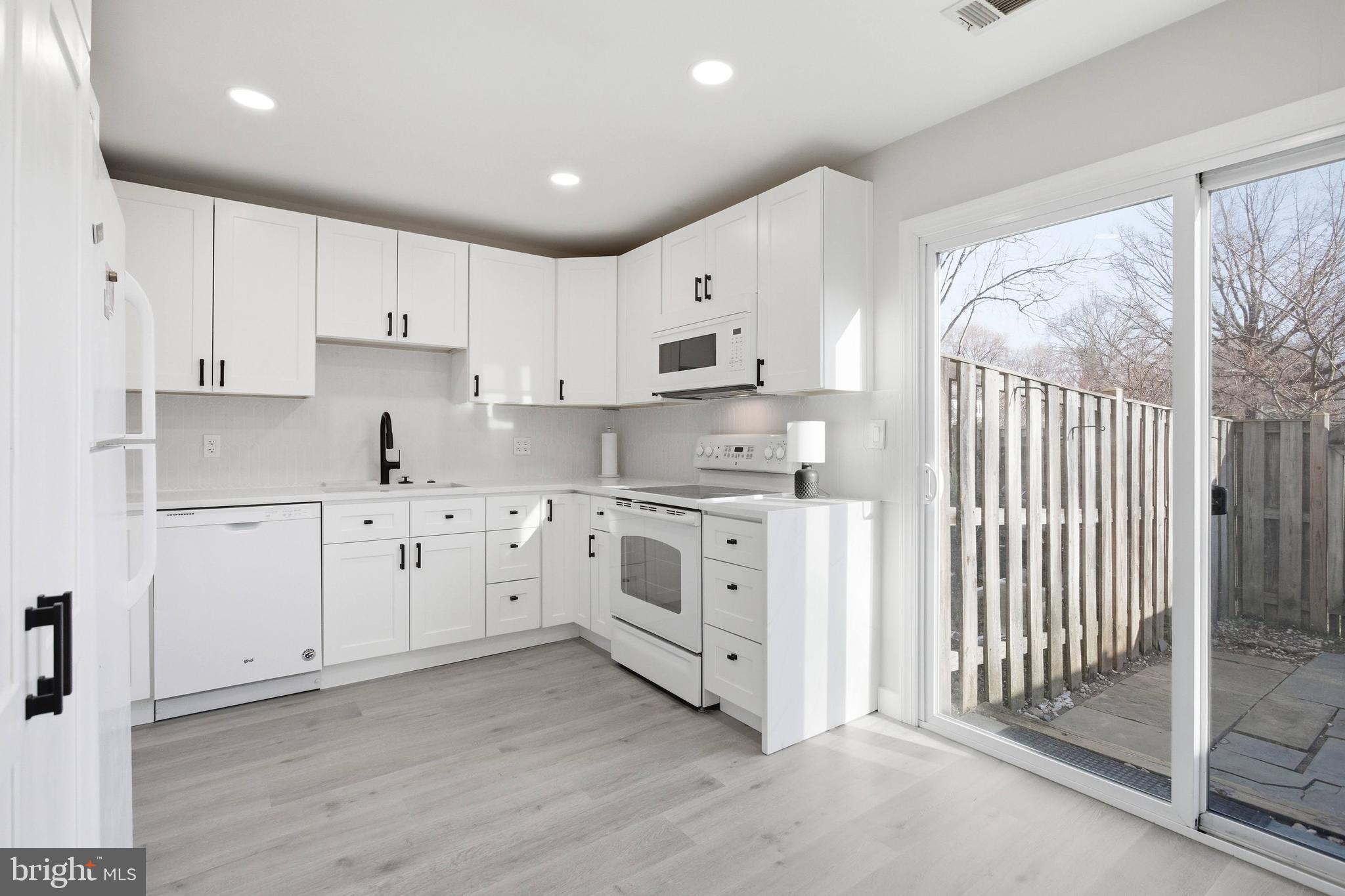 WOODWALK - Residential