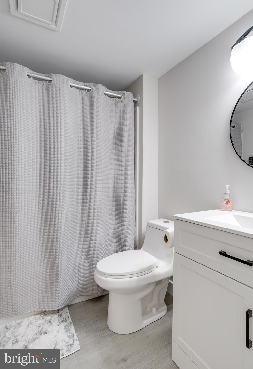 WOODWALK - Residential