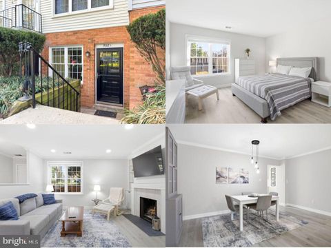 Condo For Sale - 5981 First Landing Way #6<br/> BURKE, VA 22015