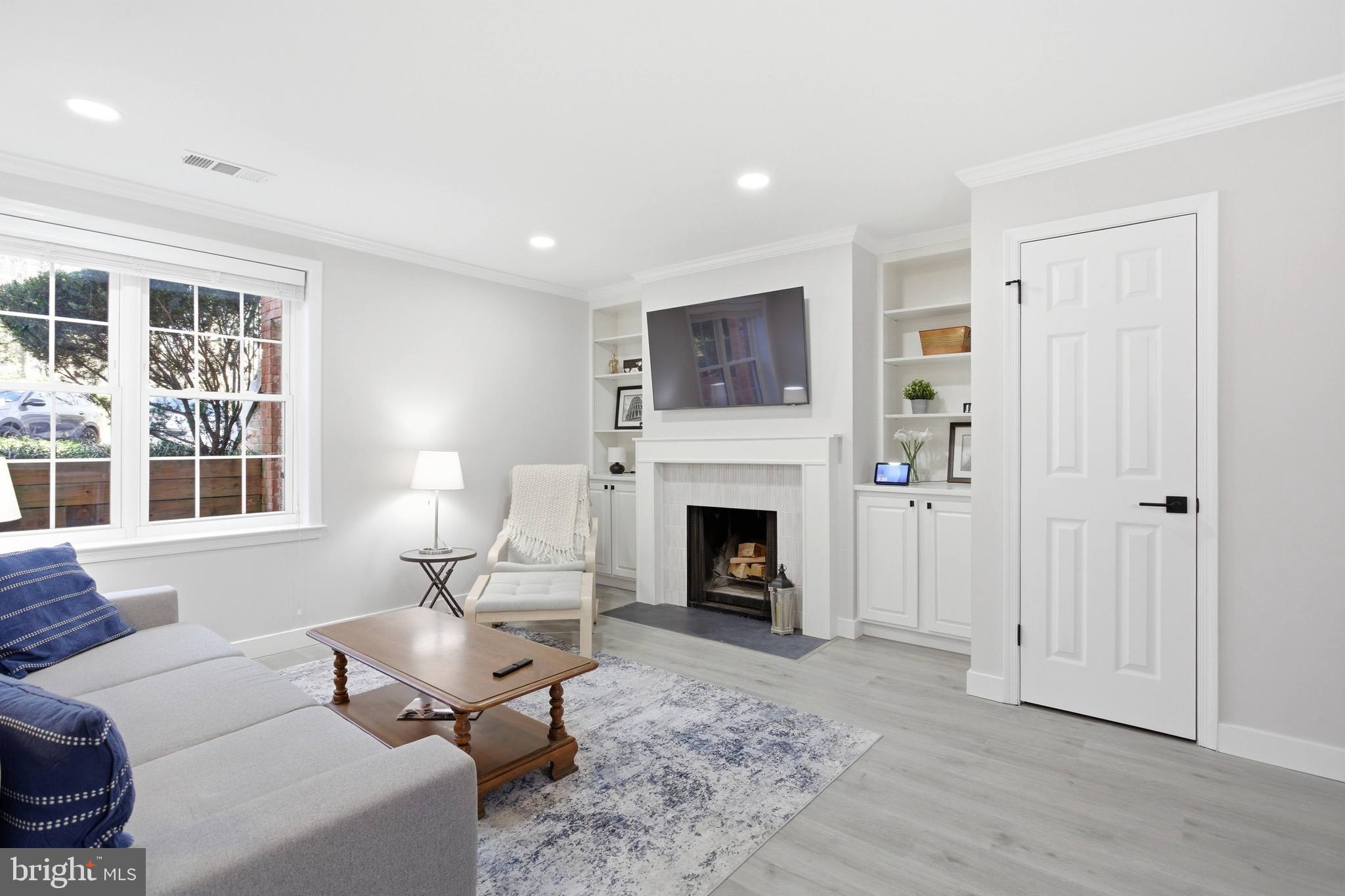 WOODWALK - Residential