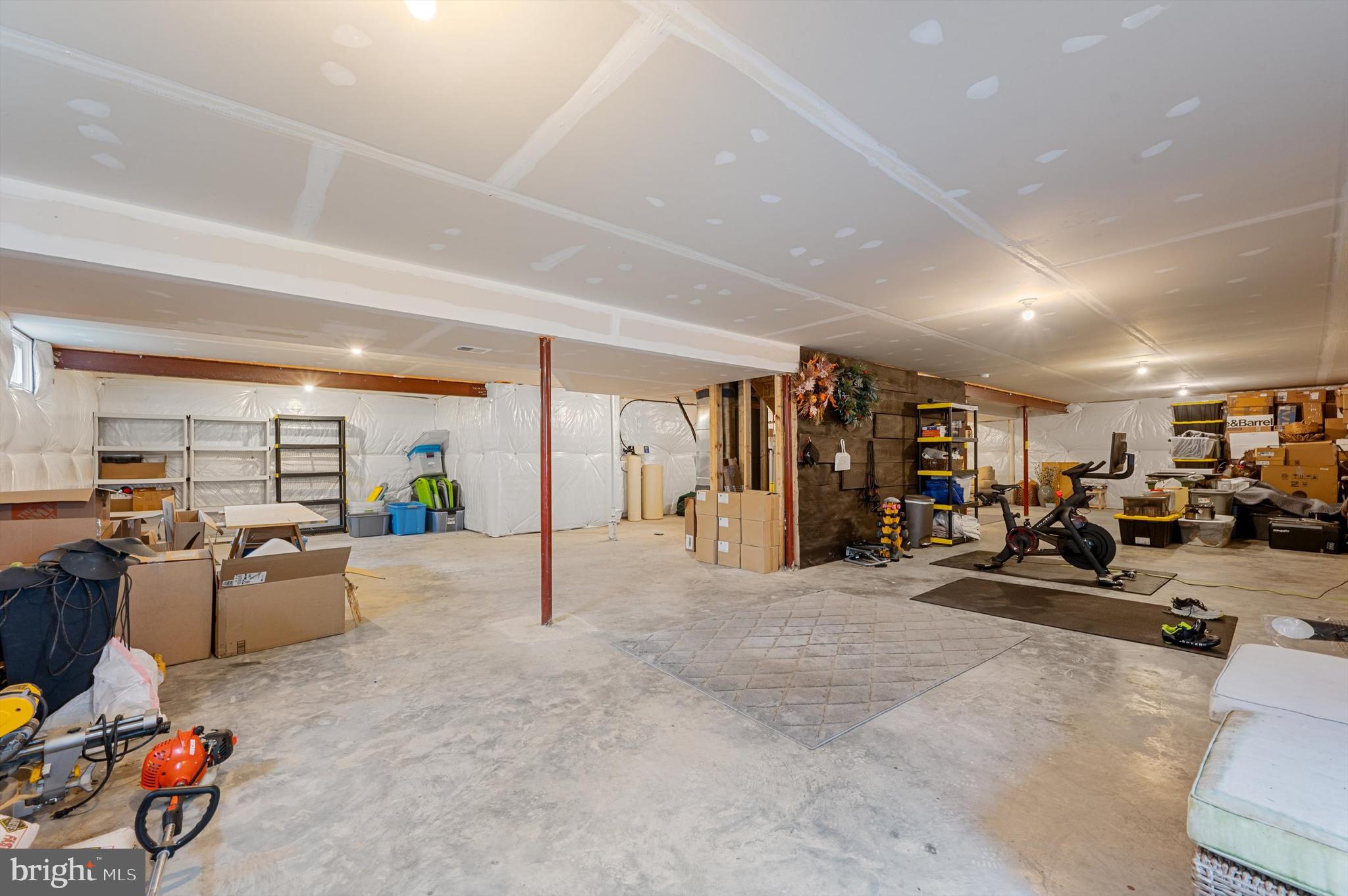 SHERIDAN ESTATES - Residential