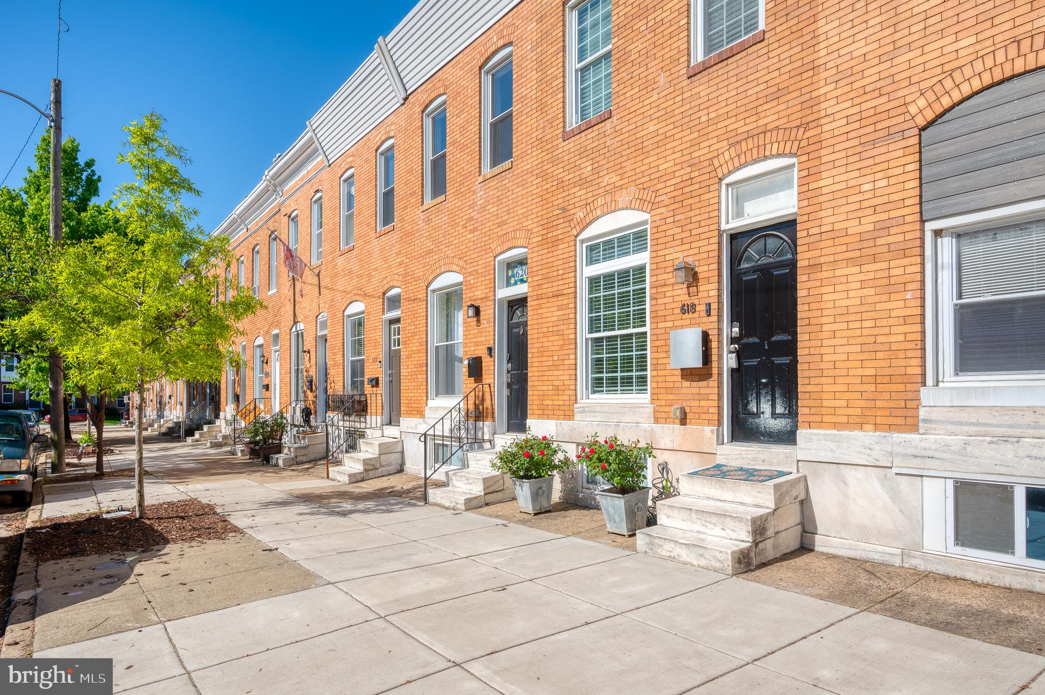 GREEKTOWN - Residential Lease