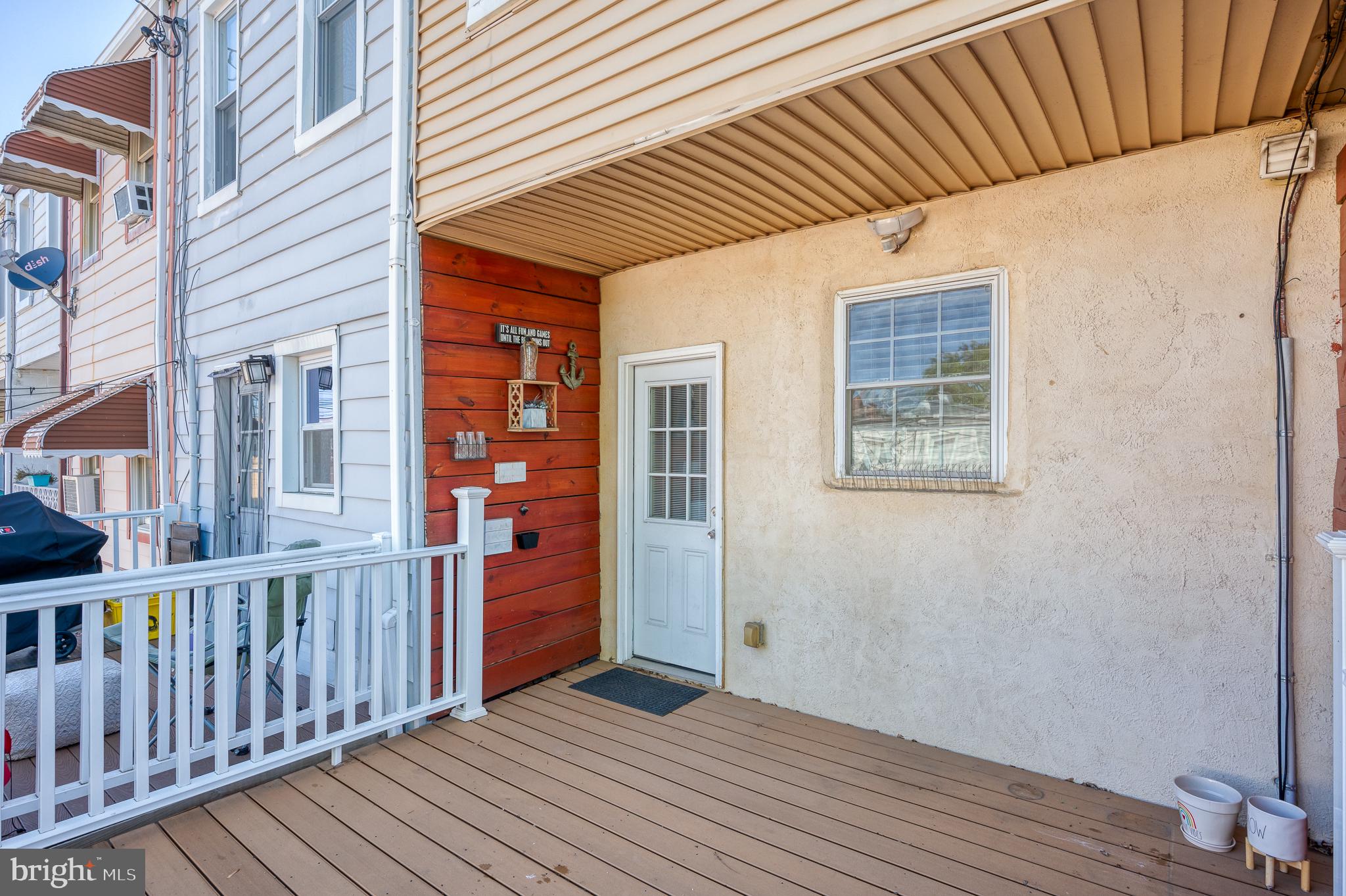 GREEKTOWN - Residential Lease