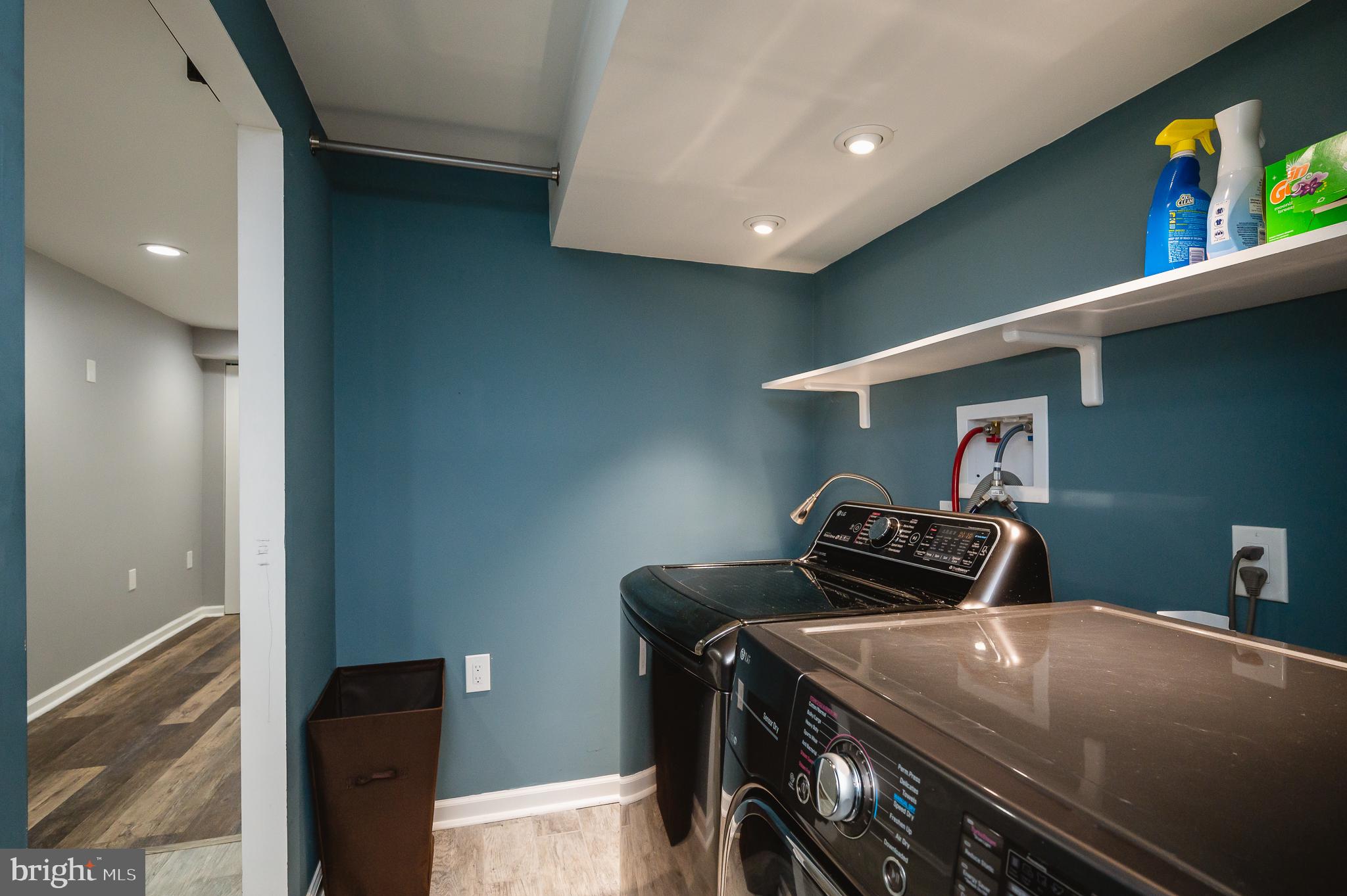 GREEKTOWN - Residential Lease