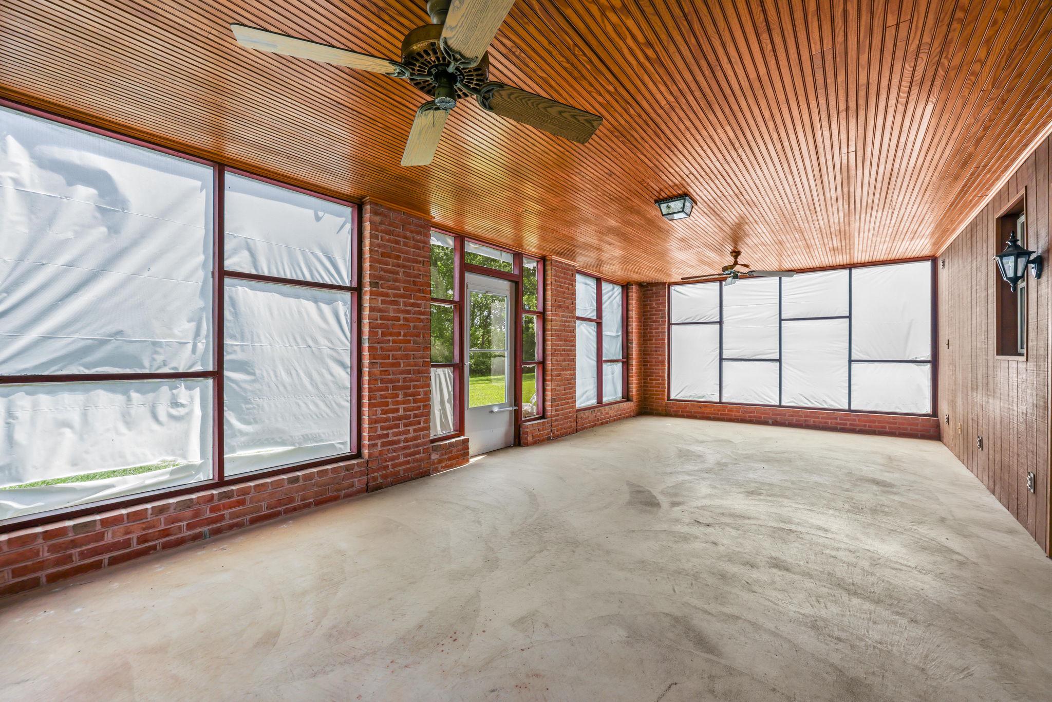 CARROLL MANOR - Residential