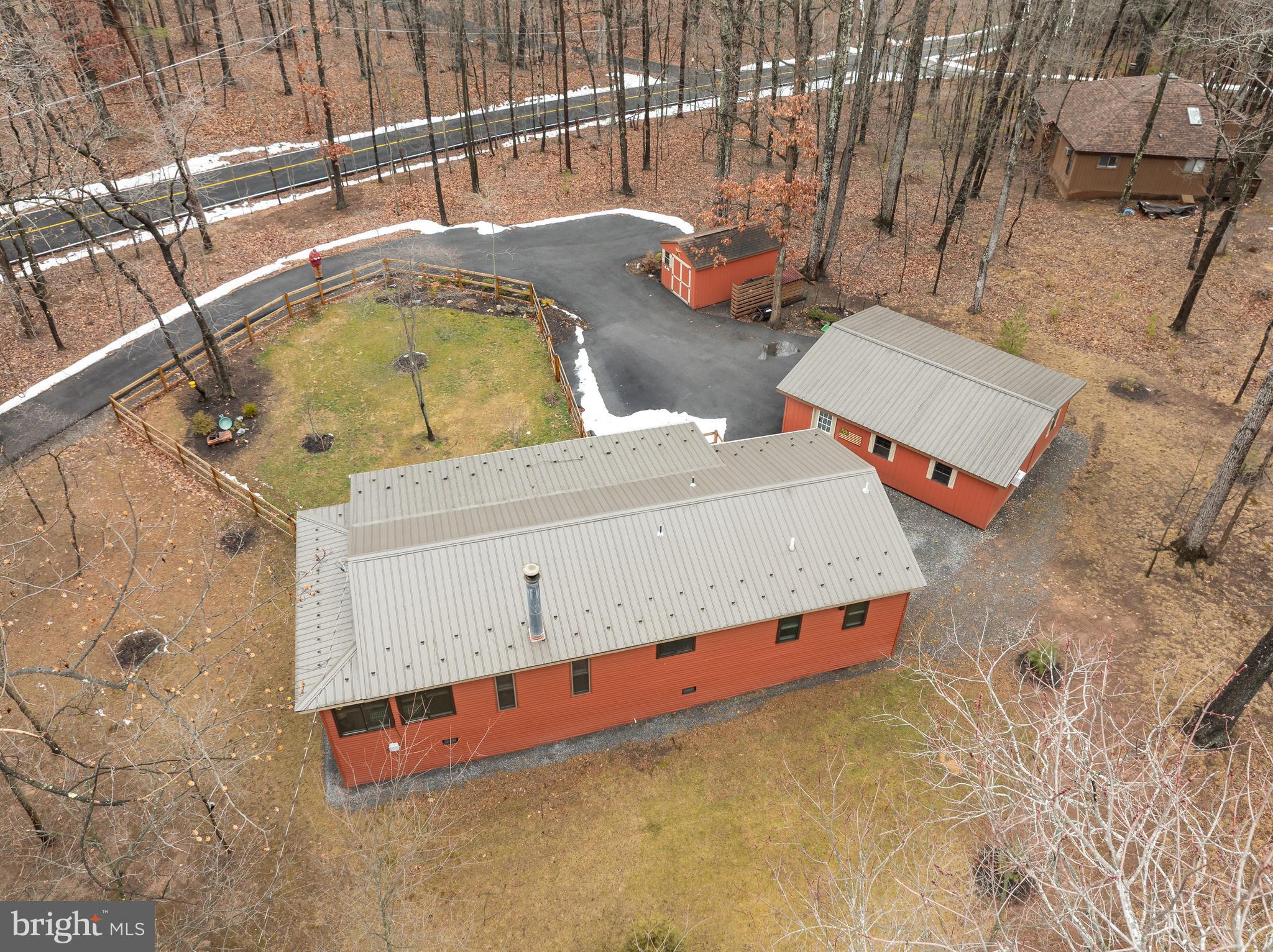 THE WOODS - Residential