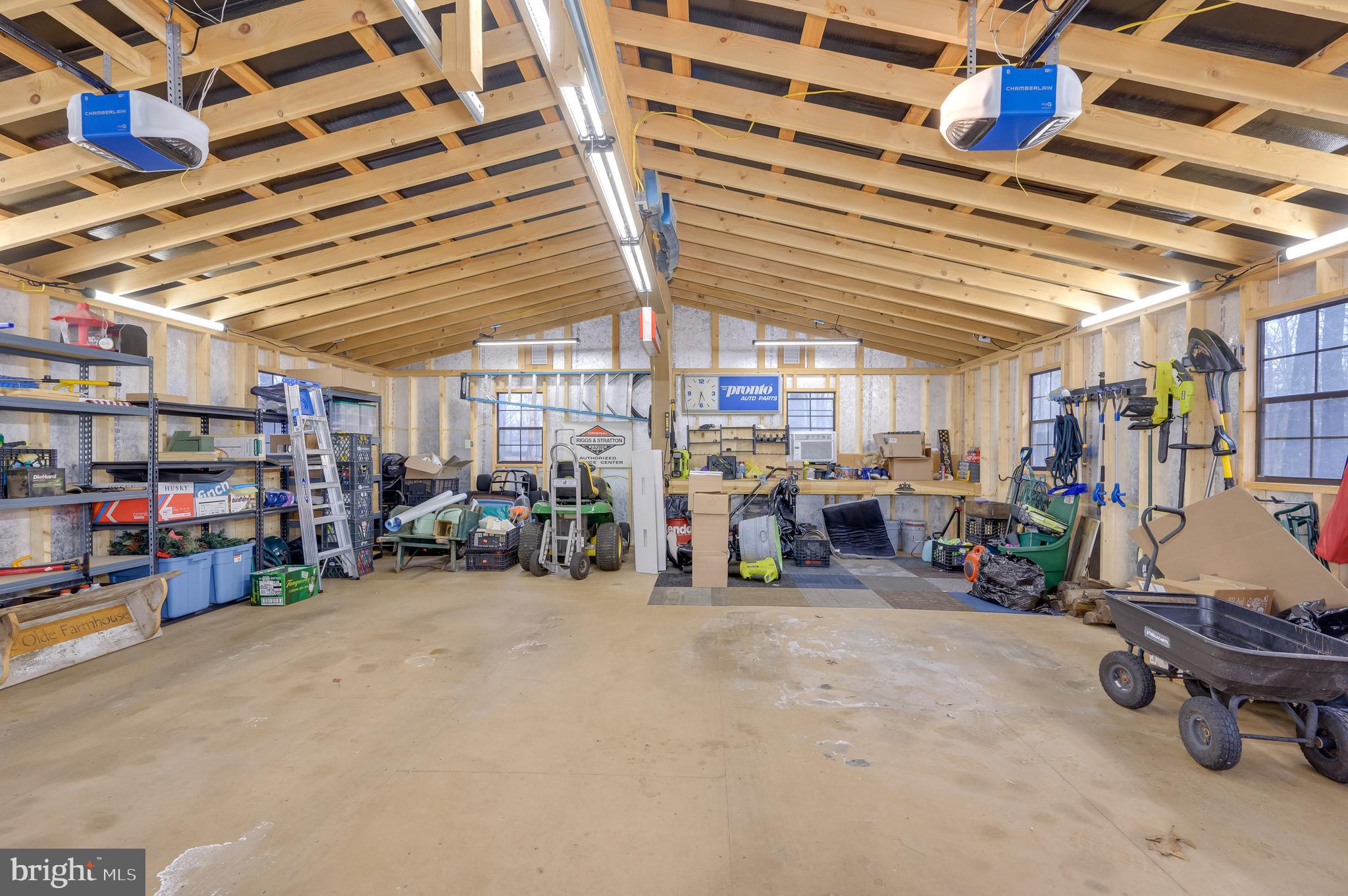 THE WOODS - Residential