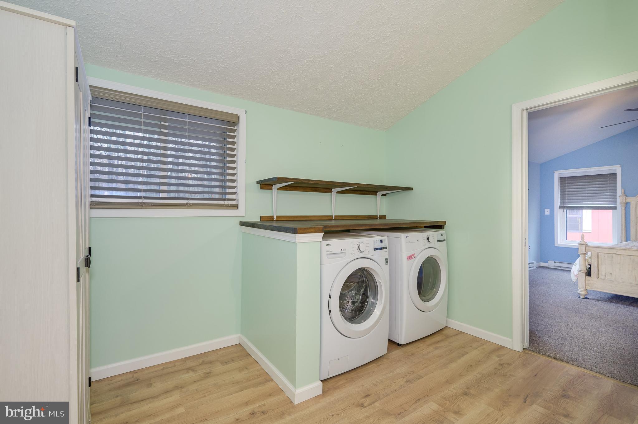 THE WOODS - Residential