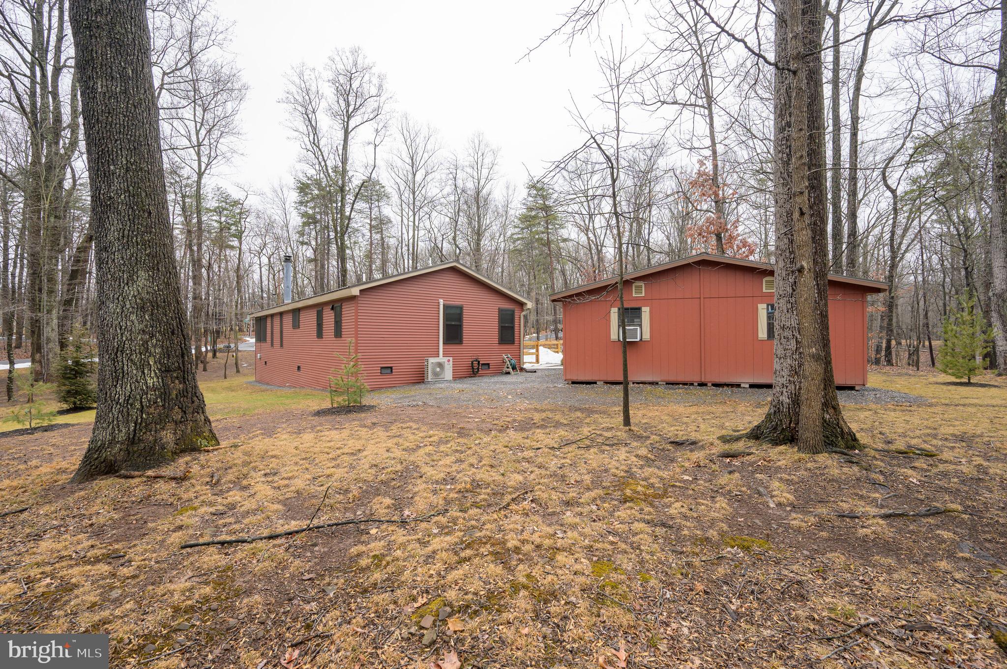 THE WOODS - Residential