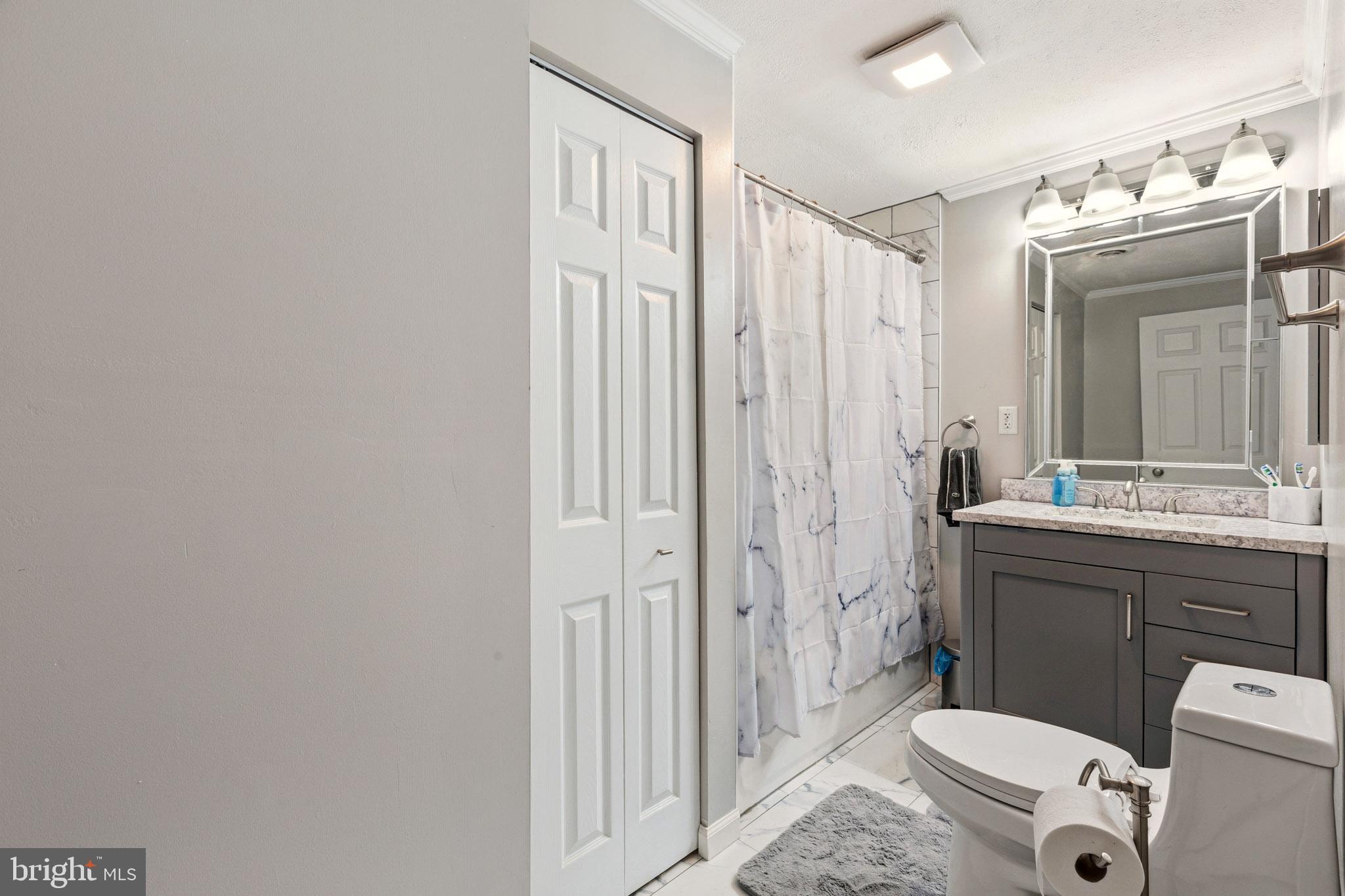 POTOMAC SHORES - Residential