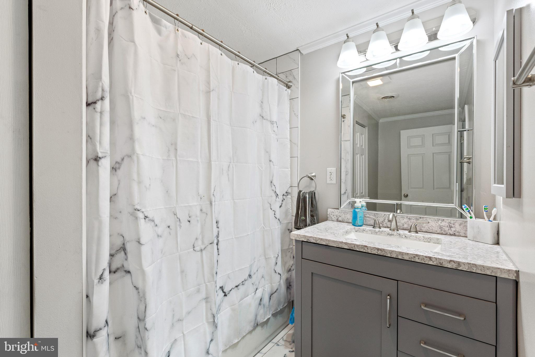 POTOMAC SHORES - Residential