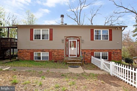 Homes For Sale - 321 Maryland Avenue<br/> Anne Arundel County, PASADENA, MD 21122