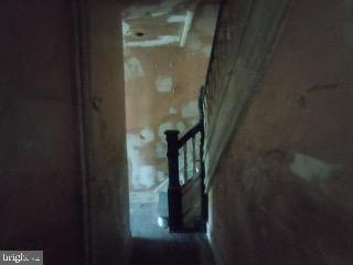 1915 EDMONDSON AVENUE